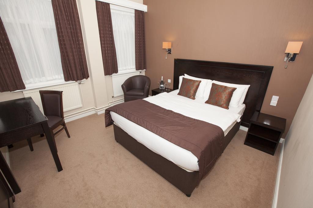 Dolphin Sa1 Hotel Swansea Quarto foto